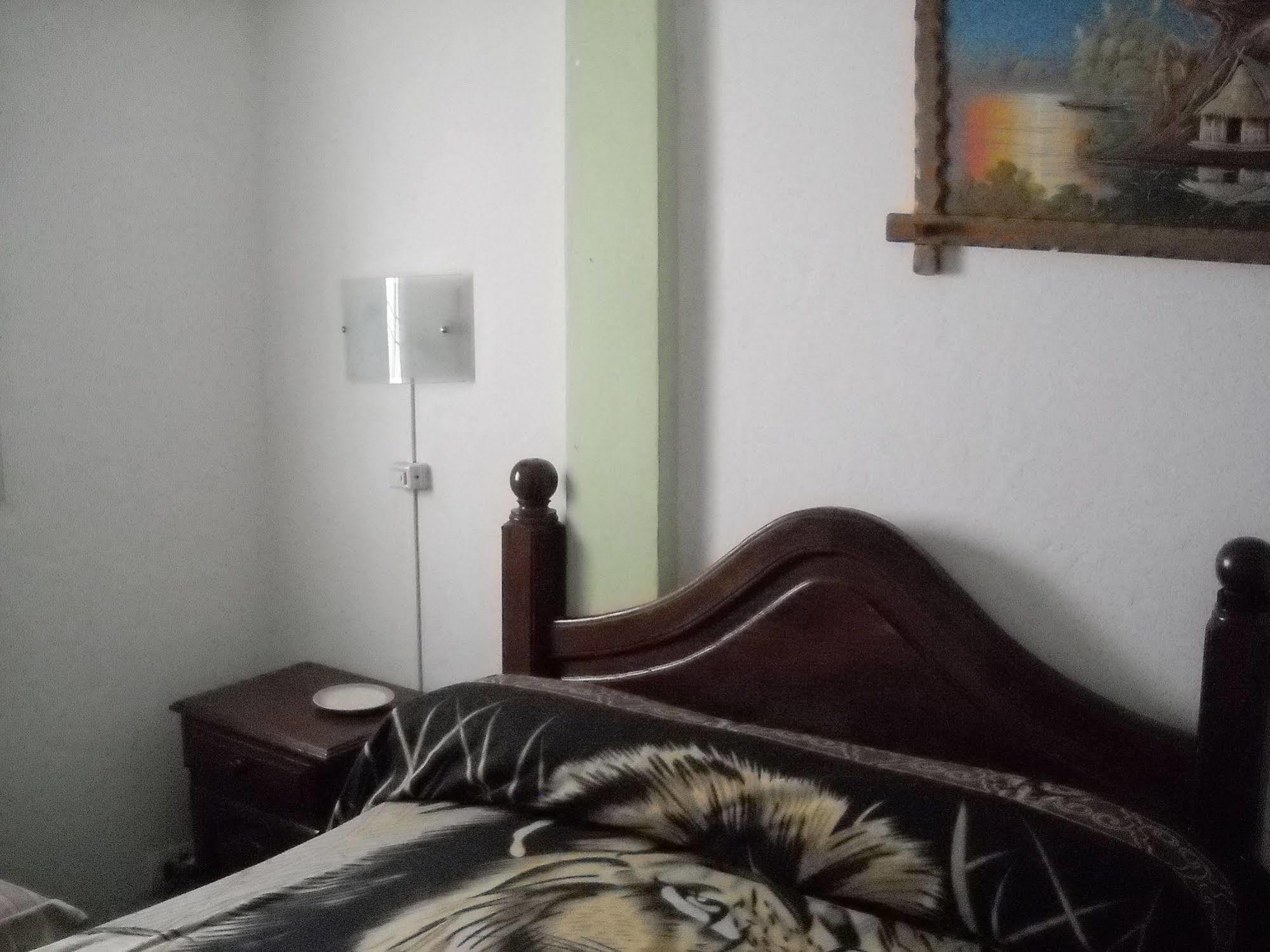 Hotel Aeropuerto Monte Grande Εξωτερικό φωτογραφία