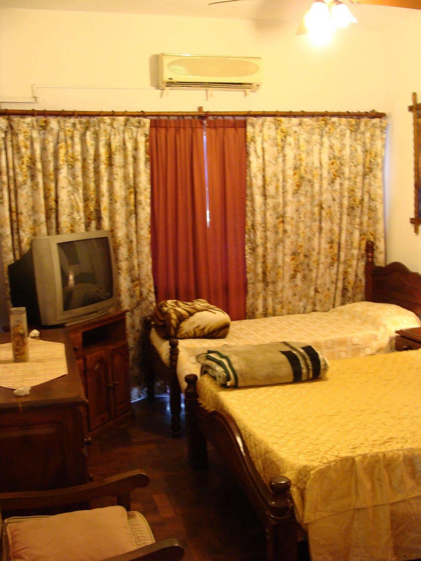 Hotel Aeropuerto Monte Grande Εξωτερικό φωτογραφία